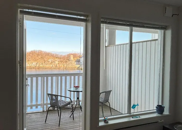Appartamento By The Sea In
